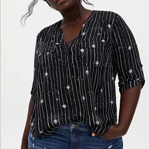 Torrid Size 3 Nightmare Before Christmas Pinstripe Harper